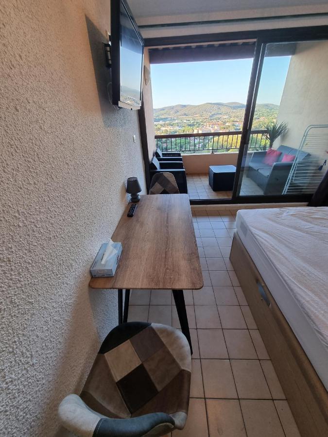 Les Terrasses Apartment Bormes-les-Mimosas Exterior photo